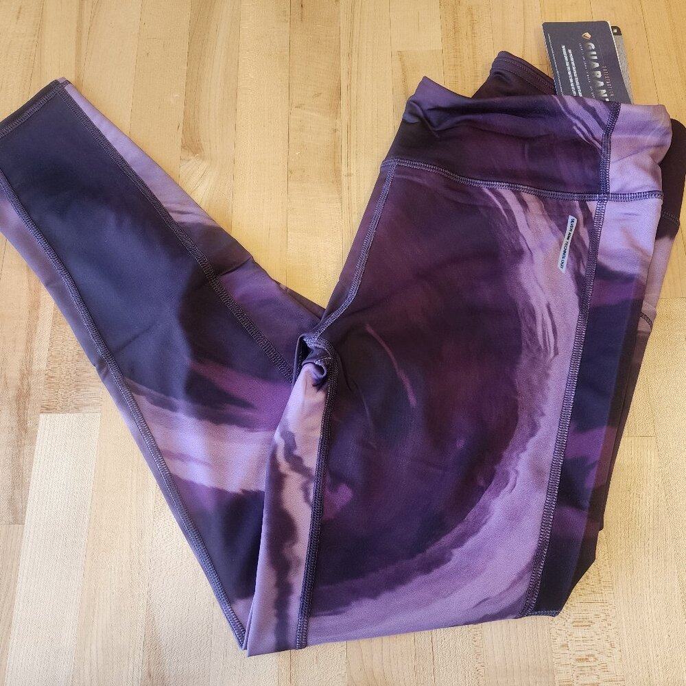 New with tags large full length legging with phone pocket